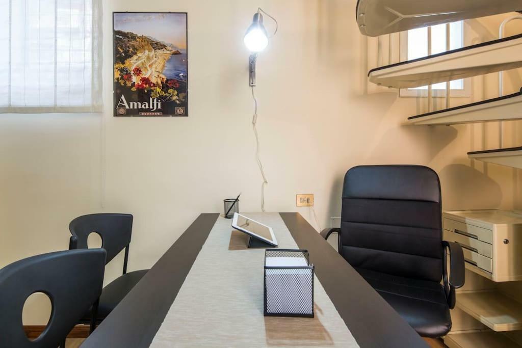 Apartament Bilocale In Centro Salerno Zewnętrze zdjęcie