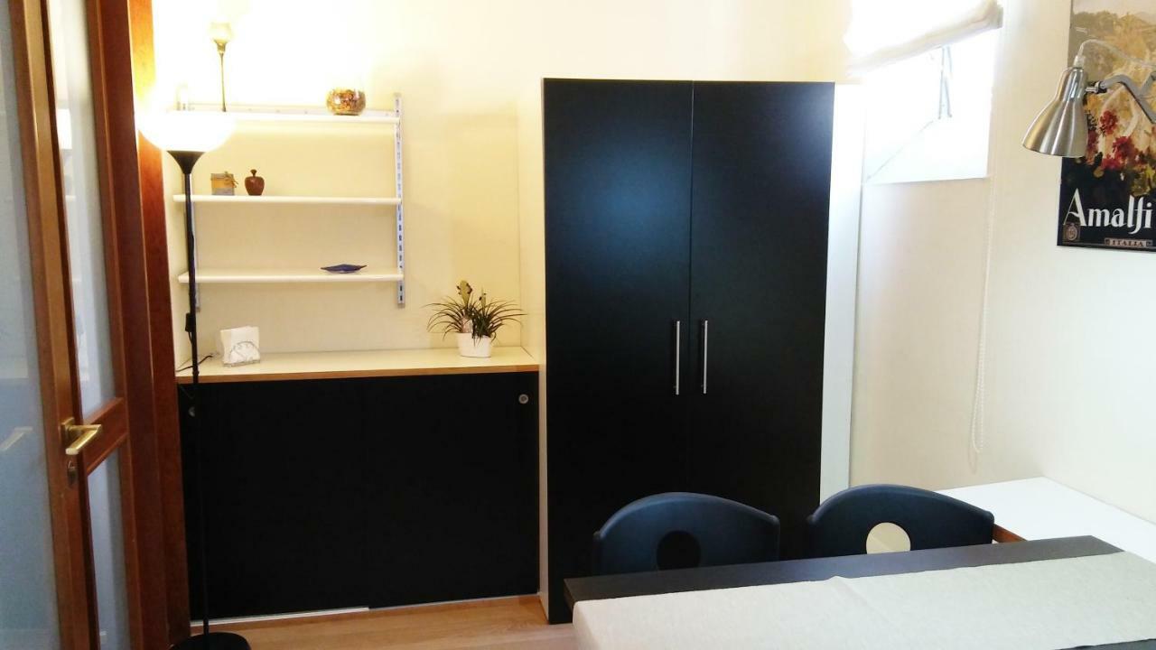 Apartament Bilocale In Centro Salerno Zewnętrze zdjęcie