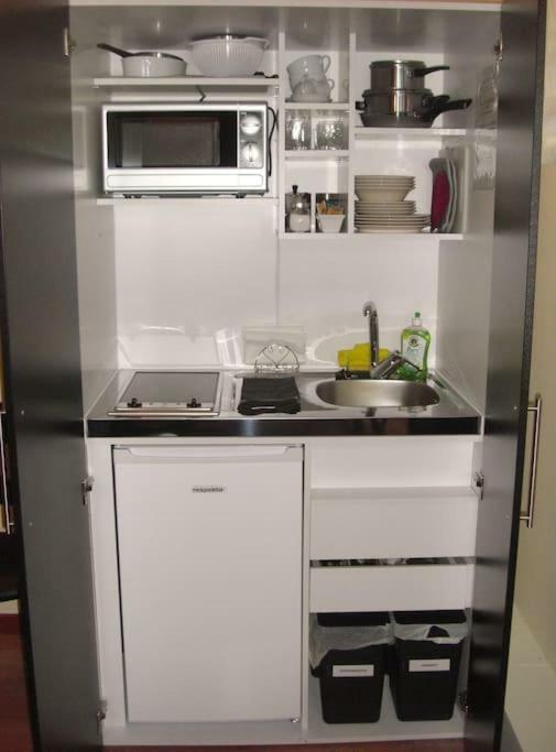 Apartament Bilocale In Centro Salerno Zewnętrze zdjęcie